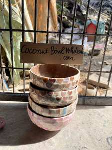 Tazones de Madera de Coco Sostenibles Personalizados de Bali con Patrones Tribales Grabados, Precios Premium B2B, Tradición Interminable - Product Image 5