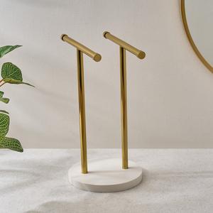 Soporte Organizador de Joyas de Doble Barra con Base Redonda Estable, Exhibidor de Pulseras y Relojes, Solución Decorativa para Ahorrar Espacio en el Tocador - Product Image 4