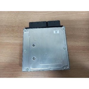 ECUs y Módulos de Computación Usados Serie 5 DME7567323 - Product Image 4