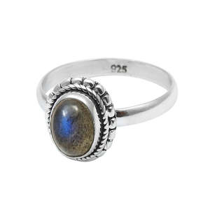 Natural <b>Labradorite</b> Gemstone <b>Ring</b> Made of 925 Sterling Silver Genuine Oval Cut Gemstone Classic Fine Jewelry In Bohemian Style - Product Image 1