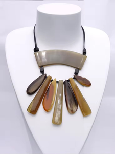 Handmade Natural Buffalo Horn Necklace Set Vietnam Link Chain Jewelry Bulk for Party Wedding Engagement Anniversary Eco-Friendly - Product Image 3