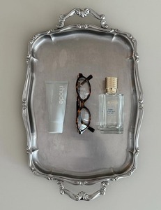 <b>Decorative</b> metal table tray Premium Artisan Metal Presentation Tray with Detailed Botanical Pattern and Raised <b>Decorative</b> <b>Edge</b> - Product Image 4
