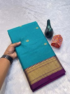 Sari de Seda Color Turquesa con Borde de Zari Morado, Prenda Tradicional India para Mujer, para Bodas y Ocasiones Especiales, para Todas las Temporadas - Product Image 1