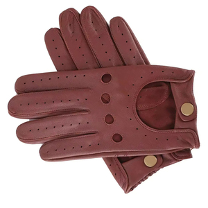 Guantes de Conducción de Piel de Oveja Genuina de Primera Calidad – Piel de Cordero Suave, Ajuste Flexible, Agarre Antideslizante, Estilo Clásico Perforado Unisex - Product Image 4