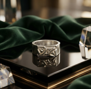 Bague gravée abstraite DIVYORO - Product Image 3