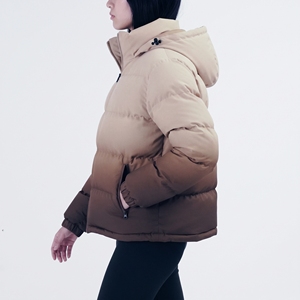 Veste matelassée à capuche pour femme Hawk Eye, veste d'hiver chaude et épaisse en polyester rembourré avec logo sur le devant - Product Image 2