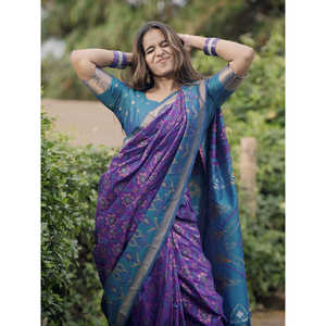 ผ้าไหมเนื้อนุ่มสีม่วง รุปали อีลิท วีฟส์  แบบทอแพโตลา  พร้อมลายทอแบบตัดกัน  ชุดราตรีหรูหรา  0.6 กรัม - Product Image 5