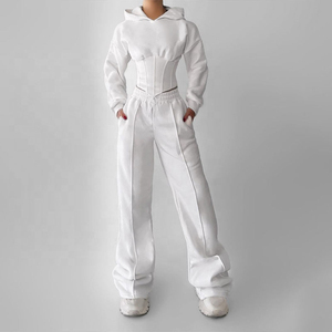 ชุดเซ็ตสองชิ้นสำหรับผู้หญิงทรงเข้ารูป ลายเรียบ มีฮู้ด เสื้อฮู้ดดี้และกางเกงขายาว มีไซส์พลัส ชุดวอร์มสำหรับฤดูหนาว - Product Image 1