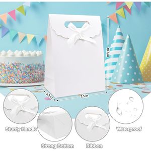 Set di 4 Sacchetti Regalo di Media Dimensione 7 X 4 X 10 Pollici con Manici per Feste, Compleanni, Matrimoni e Altre Occasioni - Product Image 3