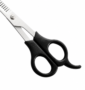 Ciseaux à cheveux professionnels en acier inoxydable avec manche en plastique pour toilettage des animaux - Product Image 4