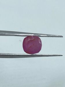 Piedra Preciosa de Rubí Natural de Color Rosa Púrpura de Alta Calidad, Corte Cojín, 3.67 Quilates, por Exportador al Mejor Precio - Product Image 4