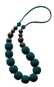 Collier fantaisie couleur graine et perles de verre bonne qualité fait à la main collier élégant - Product Image 4