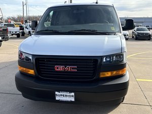 GMC Savana RWD 2024 Usada en Excelentes Condiciones, Furgoneta de Carga de Tamaño Completo - Product Image 2