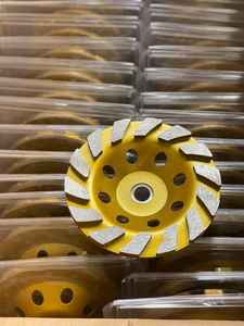 125mm Diamant Béton Disque De Meulage 5in 12 Segment Grain 30 Haute OEM Logo HGP CGD125 Marbre Granit Époxy Terrazzo Vietnam - Product Image 6