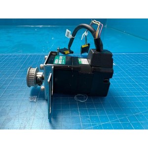 SANYO DENKI 103F5505-70CEA5 มอเตอร์สเต็ปเปอร์ 2 เฟส ใช้แล้วตามสภาพเดิม อะไหล่อุปกรณ์เซมิคอนดักเตอร์รุ่นเก่า - Product Image 4