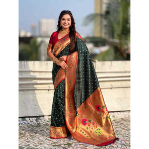 Sari en soie Elite Weaves Green Bottle Fusion avec bandhani tissé Zari, style indien et pakistanais, 650g - Product Image 6