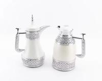 Cafetière arabe Dallah en laiton antique, service traditionnel du Moyen-Orient pour la décoration de la maison, des cafés et des intérieurs de Majlis