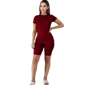 Ensemble haut court à col rond gris et short cycliste taille haute, tenue décontractée ajustée en tricot, toutes saisons, couleur unie, vêtements de sport - Product Image 2