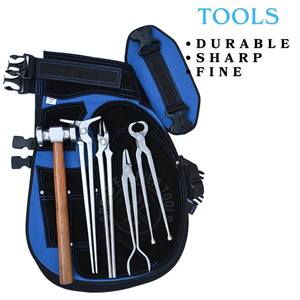 Kit d'outils de fermeur pour le ferrage avec tablier de fermeur, pince à tête ronde, écarteur de sabots à long manche, pince à feu, pince à sertir, extracteur - Product Image 6