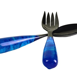 Serveurs à salade écologiques en résine bleue avec poignée, compatibles lave-vaisselle, outils de cuisine pour la maison, fabriqués en Inde - Product Image 1