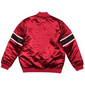 แจ็กเก็ตซาตินสำหรับผู้ชายเสื้อแจ็คเก็ตผ้าซาตินปักลายตัวอักษรผ้าไหมเสื้อแจ็กเก็ตผ้าเบสบอลของมหาวิทยาลัยสำหรับฤดูหนาวออกแบบได้ตามที่ต้องการ - Product Image 2