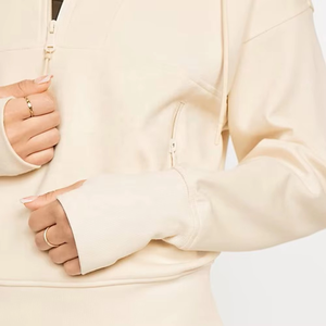 Ensemble de survêtement pour femmes de haute qualité, ensemble de jogging personnalisé, vêtements de sport en gros, vêtements de sport pour la salle de sport, le yoga, le streetwear, les vêtements de sport pour femmes - Product Image 5