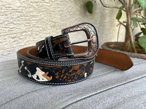 Ceinture florale en cuir véritable fait à la main et peinte à la main occidentale Nouvelle arrivée Ceinture en cuir usiné unisexe - Product Image 4