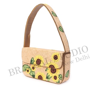 Nouveauté BRAZEAL STUDIO – Sac à main d'épaule pour femme, motif géométrique perlé, idéal pour mariage et tenues de mariée - Product Image 6