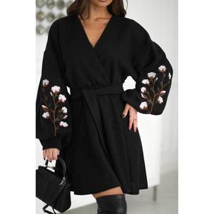 Robe brodée ukrainienne Vyshyvanka, robe florale brodée, robe d'hiver chaude, robe en tricot doux, robe pull noire chaude - Product Image 4