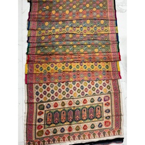 Sari de Viscosa Pura de Diseño Exclusivo para Fiestas, Reuniones Informales y Colecciones de Boutique, Disponible al Mejor Precio - Product Image 1