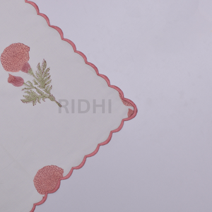 Serviettes de table en coton réutilisables Ridhi, imprimées à la main avec des motifs floraux, brodées, pour restaurant, hôtel, mariage - Product Image 6