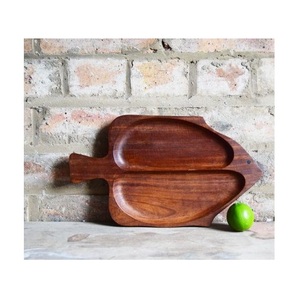 Bandeja de Madera Natural, Esencial para la Mesa, Diseñada para una Organización de Alimentos y Entretenimiento en el Hogar con Estilo - Product Image 3