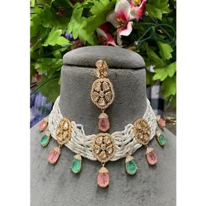 Adorable Juego de Collar y Aretes de Latón Chapado en Oro de Alta Calidad con Moissanita Estilo Polki para Fiesta de Compromiso, Regalo para Mujer - Product Image 1