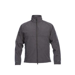 2024 impression de logo personnalisé de haute qualité 580G hommes nouveau Design veste Softshell légère pour homme - Product Image 1