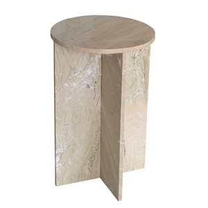 Mesa Auxiliar Arquitectónica con Base Cruzada Esculpida y Aspecto de Diseño Premium para Espacios Modernos - Product Image 1