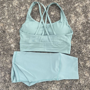 Conjunto Deportivo de Color Sólido, Leggings Cortos de Cintura Alta, Sujetador Deportivo Cruzado, Conjunto Corto para Gimnasio, Yoga, Diseño Personalizado OEM para Mujer - Product Image 5