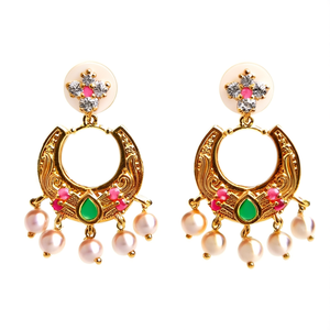 Stud Earrings with Pearl and Quartz in Gold Polish Finish Pink and Green Geometric Design - Product Image 2