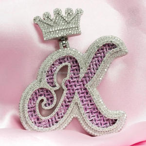 Pendentif personnalisé lettre K rose Trisha Jewels en moissanite, argent sterling 925 plaqué or, style hip-hop, initiale couronne certifiée GIA - Product Image 1