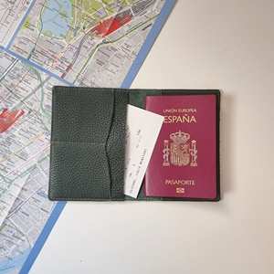 Cartera de Viaje Delgada de Cuero Genuino Personalizada con Bloqueo RFID, Funda Protectora para Tarjetas, Ecológica, Abierta y Corta PTH-0101 - Product Image 4