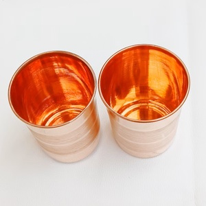 Verre à boire moderne en cuivre rayé satiné, double finition polie, design contemporain, ustensile de cuisine - Product Image 3
