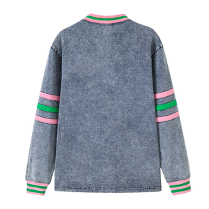 Cárdigan Vaquero AKA Unisex, Color Azul Claro, Rosa y Verde, con Botones al Frente, Estilo Griego Informal, Prenda Exterior Premium - Product Image 2