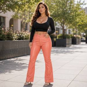 Pantalon en cuir mi-évasé pour femmes |   Pantalons d'hiver respirants |   Pantalon en cuir véritable - Product Image 3