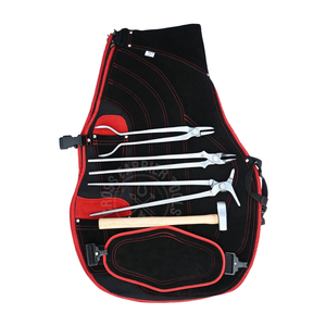 Kit de Herramientas Profesionales para Herrador con Delantal Reforzado, Tenazas de Forja de Cabeza Redonda, Tenazas para Zapatos, Separador de Zapatos Largo y Martillo - Product Image 1