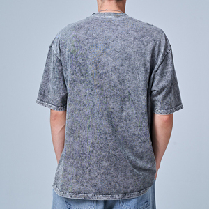 T-shirt en coton noir à manches courtes et col rond pour homme, coupe oversize, couleur unie, style streetwear, jersey tricoté, effet délavé - Product Image 5