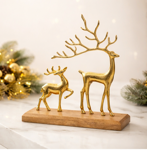 Statues de rennes dorées haut de gamme en gros, artisanat moderne minimaliste, cerf et veau en aluminium, décoration pour cheminée et salon - Product Image 2