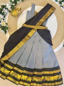 Fabricante de Lehenga Choli y Dupatta de seda tejida a mano de buena calidad para festivales, con trabajo de tejido, de la India. - Product Image 4