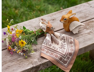 Juego de servilleteros de madera con diseños de flamencos, gallos, conejos y perros para decoración de mesa de estilo rústico. - Product Image 5