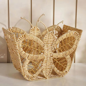 Cesta de mariposas de mimbre encantadora, linda cesta de almacenamiento para habitación infantil, almacenamiento de juguetes y decoración del hogar - Product Image 1
