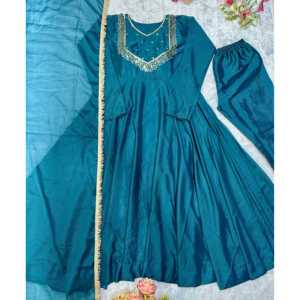 Conjunto Elegante de Vestido de Fiesta para Mujer con Pantalón y Dupatta - Product Image 5