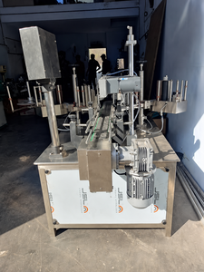 Automatic Sticker <b>Labelling</b> <b>Machine</b> for pet bottles - Product Image 2
